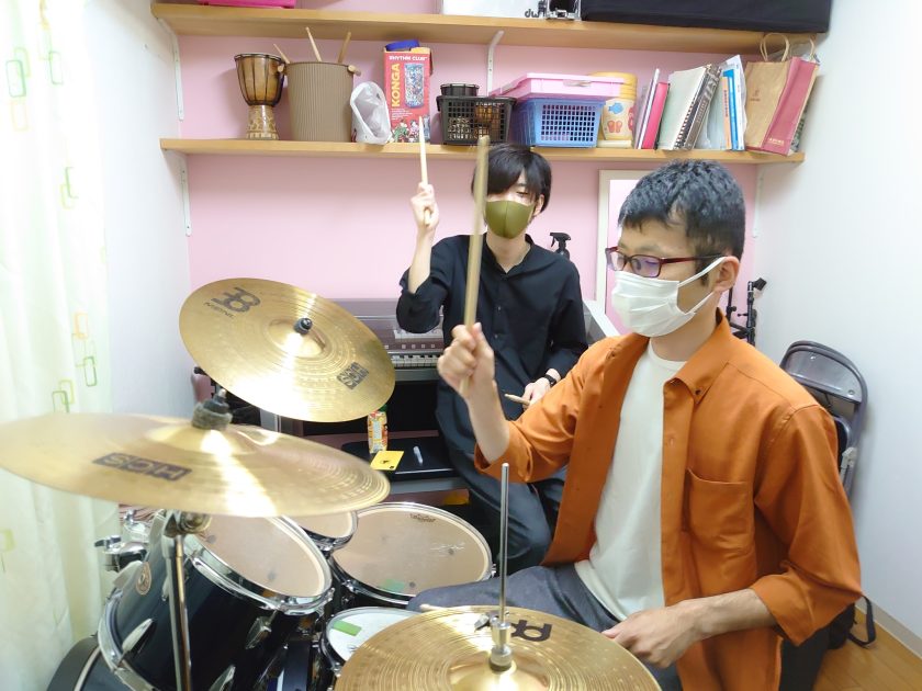 ドラム演奏の様子